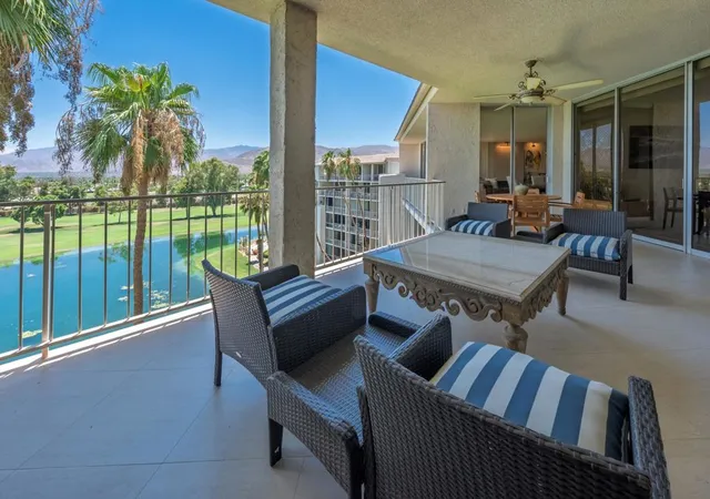 Listing Photo 5 - Condo for sale in building located at 900 Island Dr, Rancho Mirage, CA 92270 - Unit #703