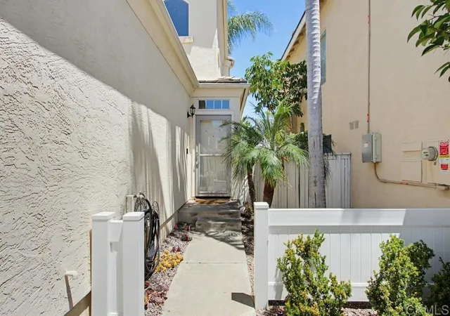 Photo 4 of Sale Pending at 1947 Courage St, Vista, CA 92081 | MLS# NDP2606196 | Listing updated on 2026-07-03