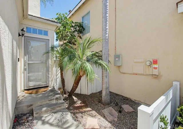 Photo 5 of Sale Pending at 1947 Courage St, Vista, CA 92081 | MLS# NDP2606196 | Listing updated on 2026-07-03