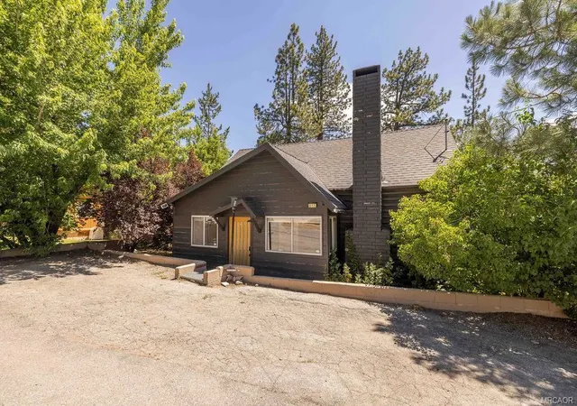 1st image of 615 Chipmunk Ln, Big Bear Lake, CA 92315 | MLS# 219149704DA