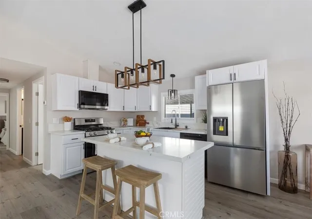 4th image of 201 Road Runner Ln, Fountain Valley, CA 92708 | MLS# IG26140467