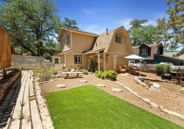 Photo 1 of Single family home for sale at 819 Holmes Ln, Sugarloaf, CA 92386 | MLS# 219149706DA | Listing updated on 2026-07-02