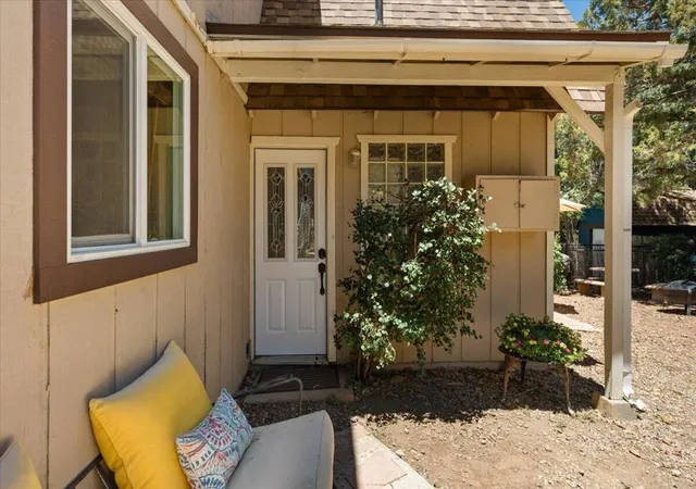 Photo 46 of Single family home for sale at 819 Holmes Ln, Sugarloaf, CA 92386 | MLS# 219149706DA | Listing updated on 2026-07-02