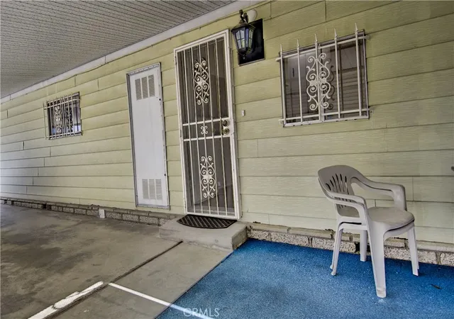 Photo 3 of Manufactured home for sale at 43447 Peace, Hemet, CA 92544 | MLS# SW26136492 | Listing updated on 2026-10-03