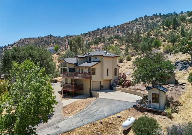Photo 2 of Single family home for sale at 21800 Quail Springs Rd, Tehachapi, CA 93561 | MLS# SR26140525 | Listing updated on 2026-06-30