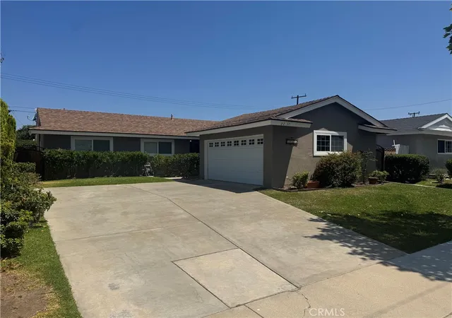 Homes for sale in Saugus, CA | 22537 Paraguay Dr, Saugus, CA 91350 | MLS# DW26140536