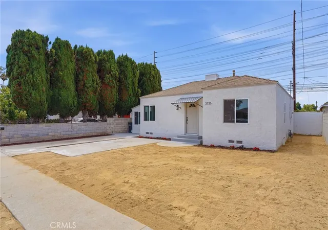 3rd image of 3726 E Iva, Compton, CA 90221 | MLS# DW26136166