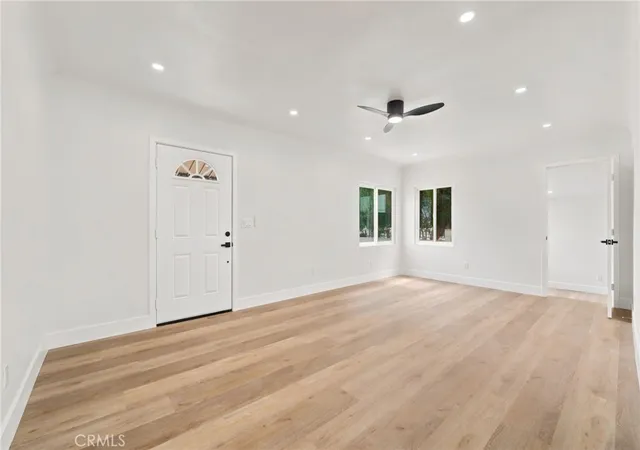 5th image of 3726 E Iva, Compton, CA 90221 | MLS# DW26136166