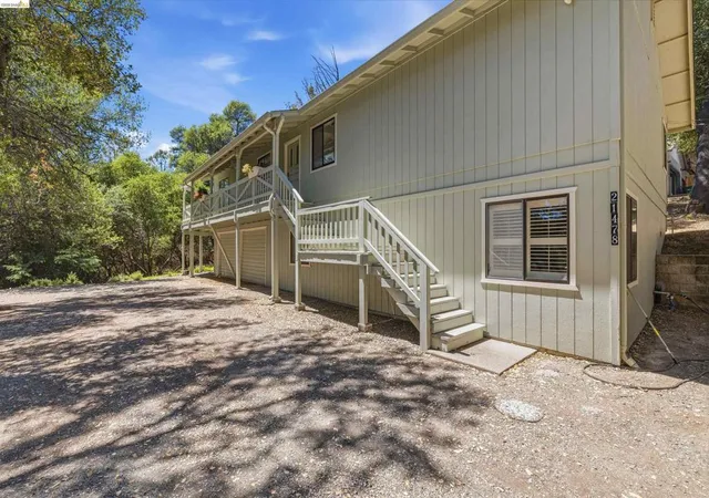 Photo 3 of Single family home for sale at 21478 Paseo De Los Portales, Sonora, CA 95370 | MLS# 41139938 | Listing updated on 2026-10-02