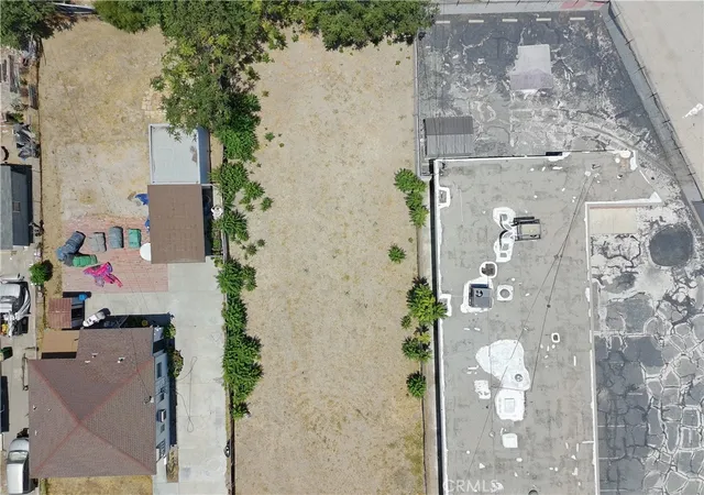 2nd image of 1371 N La Cadena, Colton, CA 92324 | MLS# IV26140113