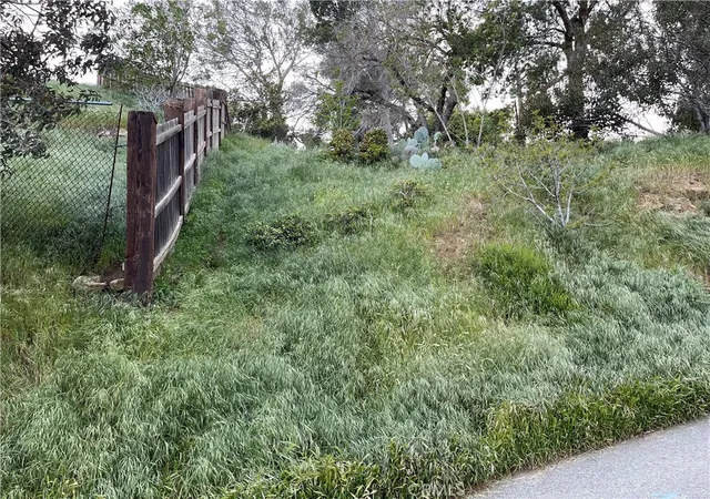 1st image of 0 Aucas Dr, Chatsworth, CA 91311 | MLS# SR26092001