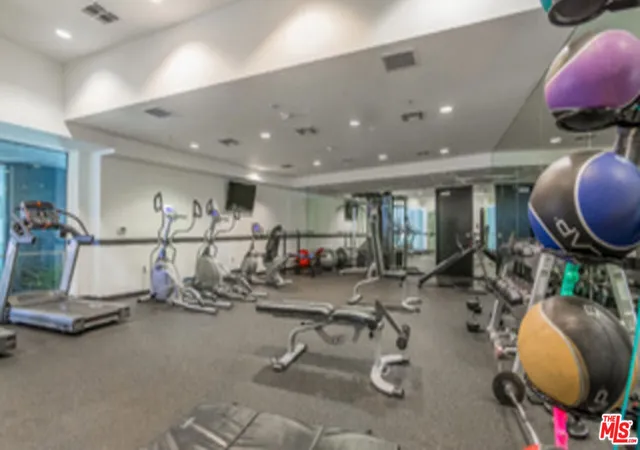 18th image of 655 S Hope St #1605, Los Angeles, CA 90017 | MLS# 26853265