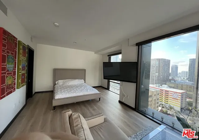 4th image of 655 S Hope St #1605, Los Angeles, CA 90017 | MLS# 26853265