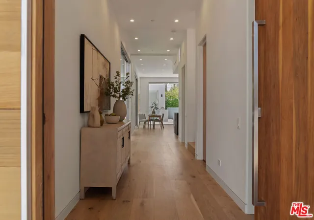 4th image of 436 Norwich Dr, West Hollywood, CA 90048 | MLS# 26853099