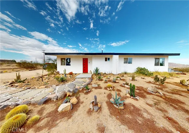 Photo 2 of Single family home for sale at 1271 Dakota, Landers, CA 92285 | MLS# JT26140739 | Listing updated on 2026-06-29