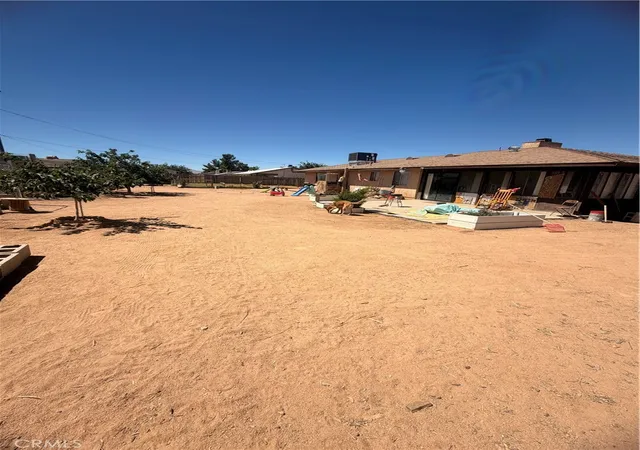 Photo 2 of Single family home for sale at 16661 Pawnee, Apple Valley, CA 92307 | MLS# HD26140810 | Listing updated on 2026-09-29