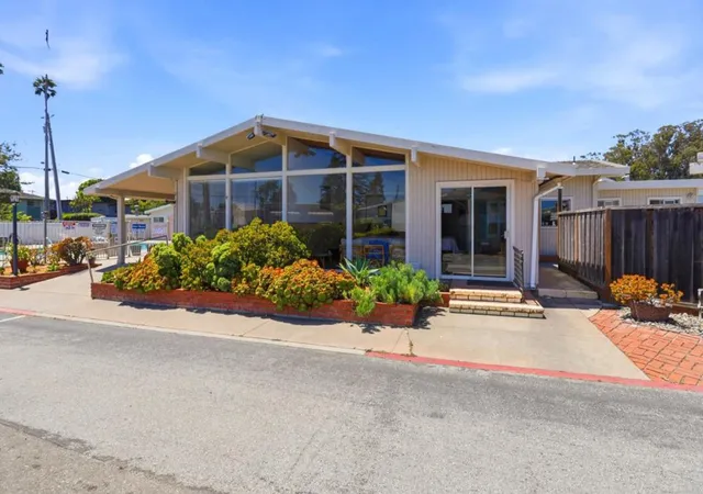 Homes for sale in Santa Cruz, CA | 1555 Merrill #43, Santa Cruz, CA 95062 | MLS# ML82052510