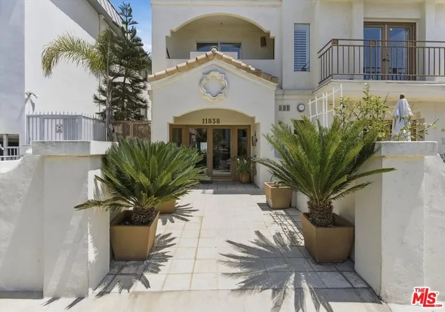 1st image of 11838 Kiowa Ave #203, Los Angeles, CA 90049 | MLS# 26853345