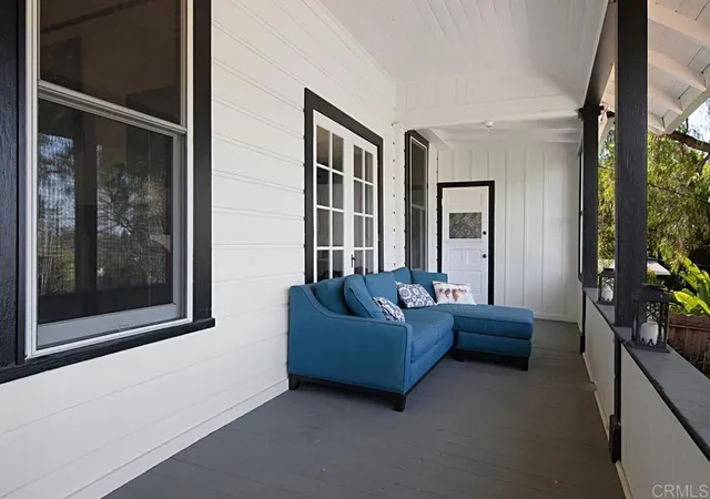 4th image of 210 S Vine St, Fallbrook, CA 92028 | MLS# NDP2606209