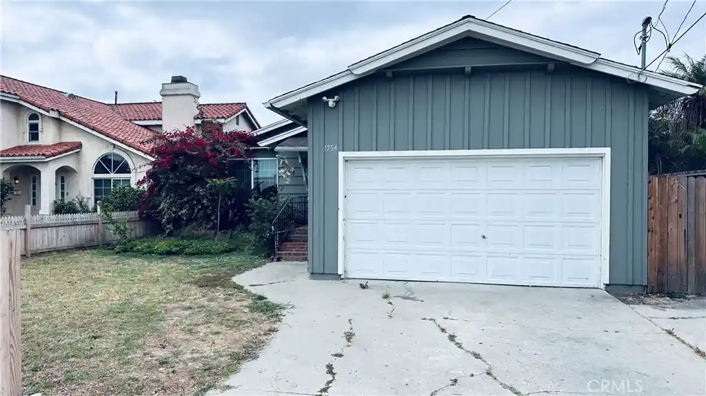 Photo 1 of Single family home for sale at 1754 256th, Lomita, CA 90717 | MLS# SB26140742 | Listing updated on 2026-10-18