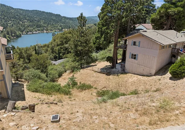 5th image of 402 Darfo, Crestline, CA 92325 | MLS# IG26140687