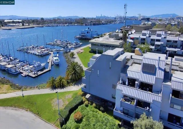 2nd image of 1 W Embarcadero #354, Oakland, CA 94607 | MLS# 41139960