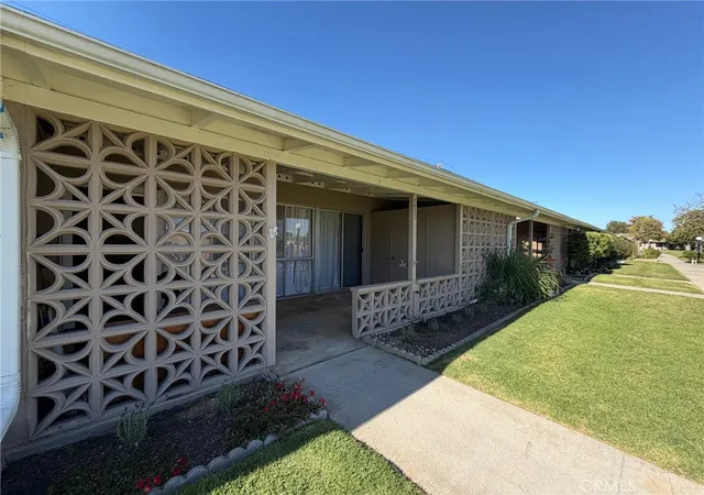 2nd image of 1470 Northwood Rd, Seal Beach, CA 90740