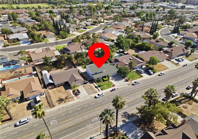 Photo 3 of Single family home for sale at 370 W Blaine, Riverside, CA 92507 | MLS# IV26140508 | Listing updated on 2026-09-06