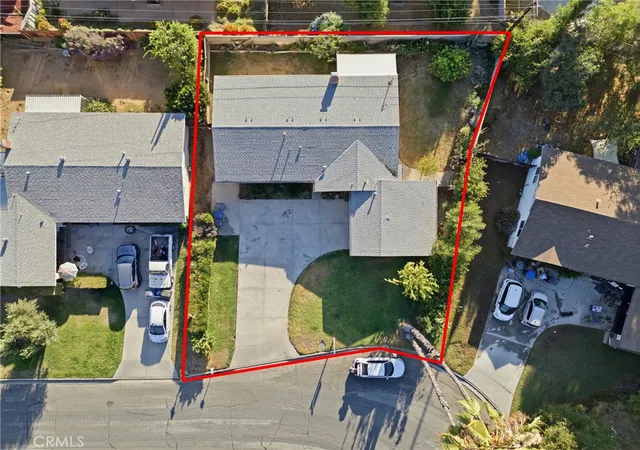 Photo 3 of Single family home for sale at 3979 Havenhurst, Riverside, CA 92507 | MLS# IV26140558 | Listing updated on 2026-09-18