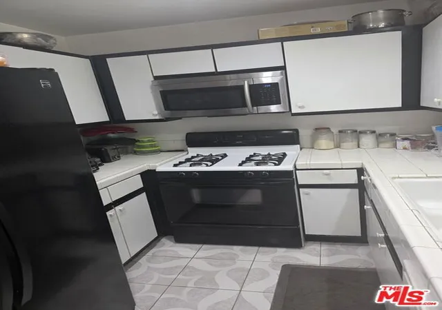 5th image of 438 E Spruce Ave #133, Inglewood, CA 90301 | MLS# 26853401
