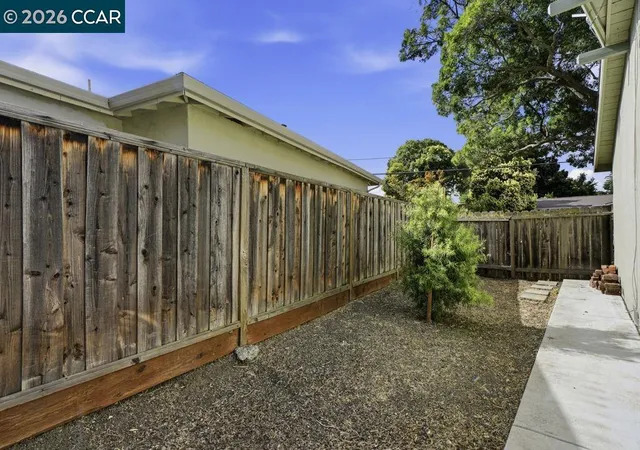 Homes for sale in Concord, CA | 3537 Thunderbird Dr, Concord, CA 94520 | MLS# 41139977