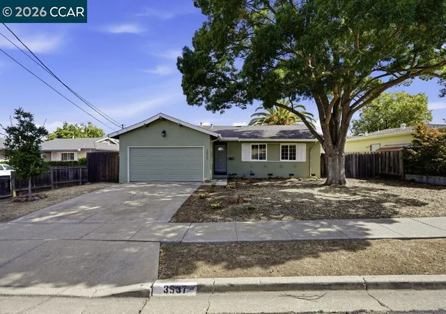 Homes for sale in Concord, CA | 3537 Thunderbird Dr, Concord, CA 94520 | MLS# 41139977