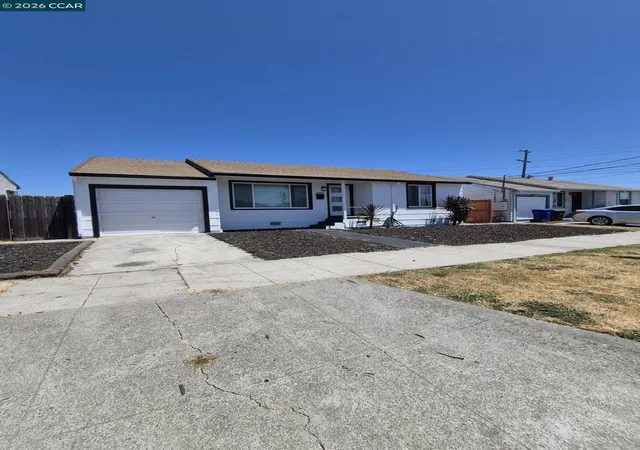 Homes for sale in Richmond, CA | 120 S 39th St, Richmond, CA 94804 | MLS# 41139982