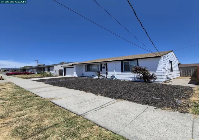 Homes for sale in Richmond, CA | 120 S 39Th St, Richmond, CA 94804 | MLS# 41139982