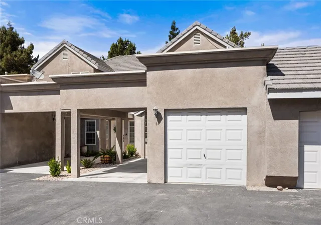 Homes for sale in Victorville, CA | 13310 Spring Valley #B, Victorville, CA 92395 | MLS# HD26140818