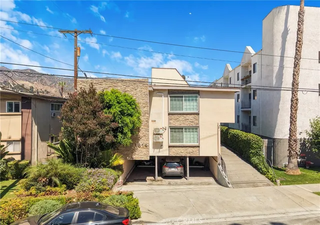 12th image of 1814 Grismer, Burbank, CA 91504 | MLS# CV26141069