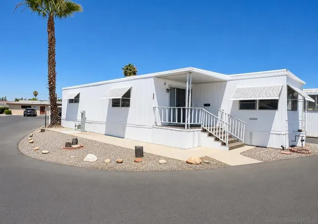 Homes for sale in El Cajon, CA | 410 S 1st St #106, El Cajon, CA 92019 | MLS# 260015786SD