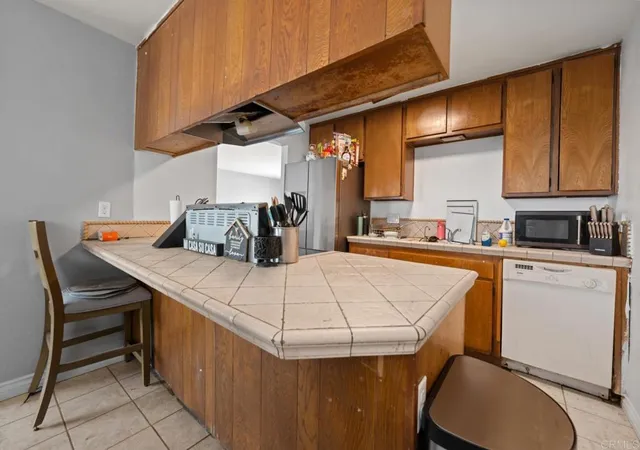 Photo 3 of Condo for sale at 1640 Maple Dr #2, Chula Vista, CA 91911 | MLS# PTP2604920 | Listing updated on 2026-07-17