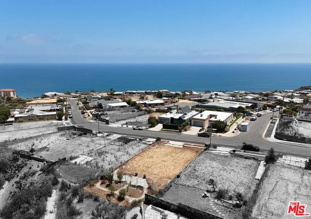 Photo 3 of Land for sale at 3624 Surfwood Rd, Malibu, CA 90265 | MLS# 26853127 | Listing updated on 2026-09-29