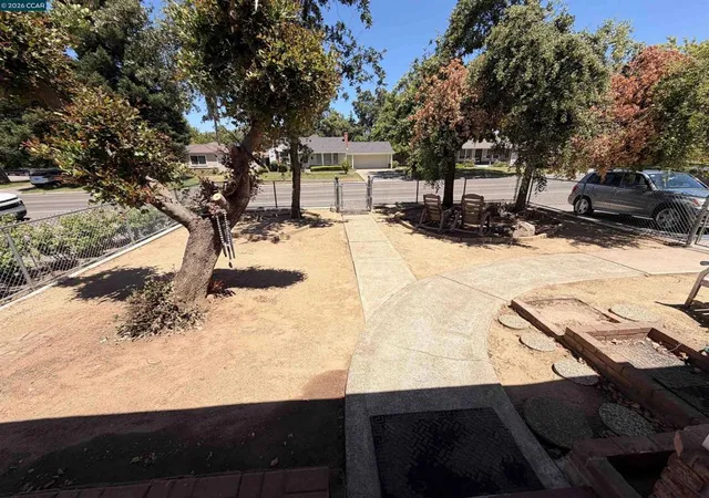 22nd image of 3732 Kings Way, Sacramento, CA 95821 | MLS# 41139992