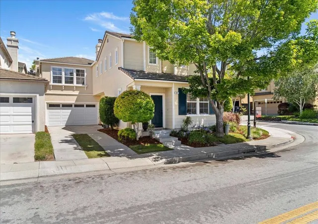 Photo 1 of Single family home for sale at 21 La Jolla St, Watsonville, CA 95076 | MLS# ML82052556 | Listing updated on 2026-10-06