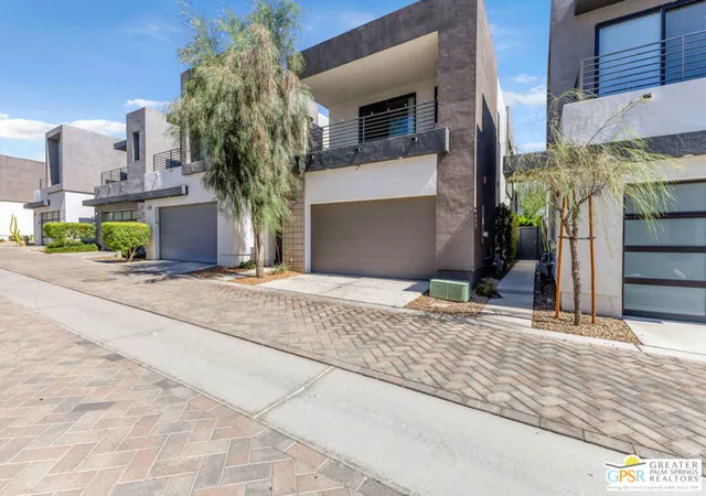 Photo 2 of Single family home for sale at 482 Paragon Loop, Palm Springs, CA 92262 | MLS# 26853577PS | Listing updated on 2026-10-09