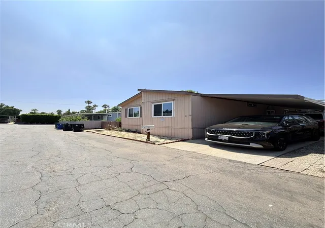 Homes for sale in Sylmar, CA | 16079 Yarnell #B1, Sylmar, CA 91342 | MLS# SR26140646