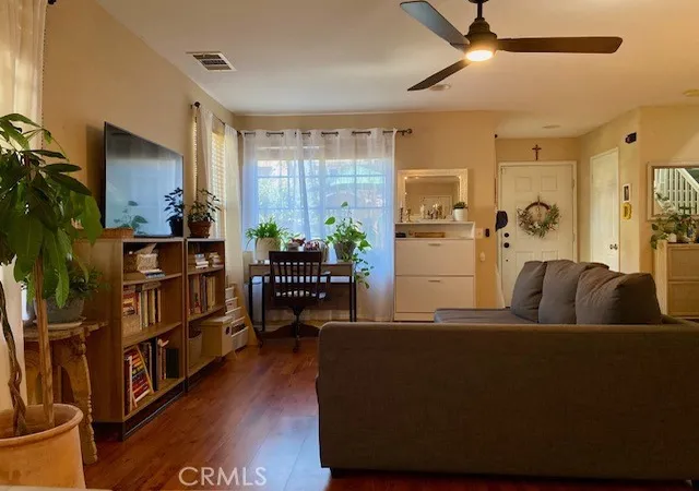 Photo 4 of Sale Pending at 2648 Torres Ct, Palmdale, CA 93550 | MLS# SR26141217 | Listing updated on 2026-10-04