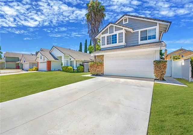 Photo 3 of Single family home for sale at 39855 Osprey Rd, Murrieta, CA 92562 | MLS# SW26141169 | Listing updated on 2026-09-17