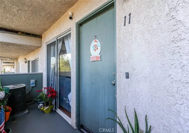 Homes for sale in Sylmar, CA | 13100 Bromont Ave #11, Sylmar, CA 91342 | MLS# SR26141193