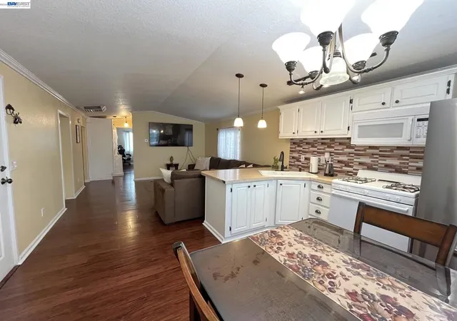 5th image of 747 Lewelling Blvd, San Leandro, CA 94579 | MLS# 41140006