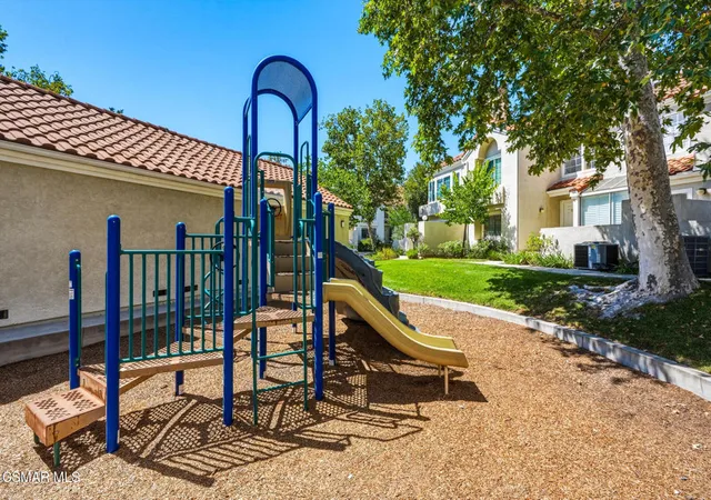 Homes for sale in Agoura Hills, CA | 4240 Lost Hills Road, Agoura Hills, CA 91301 | Houzeo