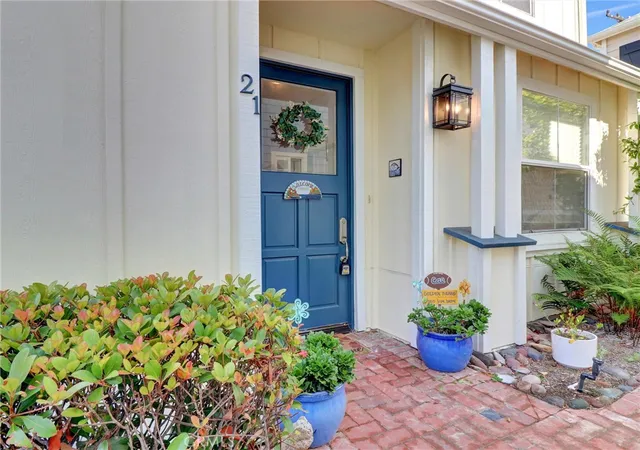 Homes for sale in Redondo Beach, CA | 1800 S Pacific Coast #21, Redondo Beach, CA 90277 | MLS# SB26141249