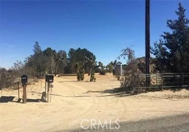 4th image of 7494 Mojave Tropico Rd, Mojave, CA 93501 | MLS# PV26141120